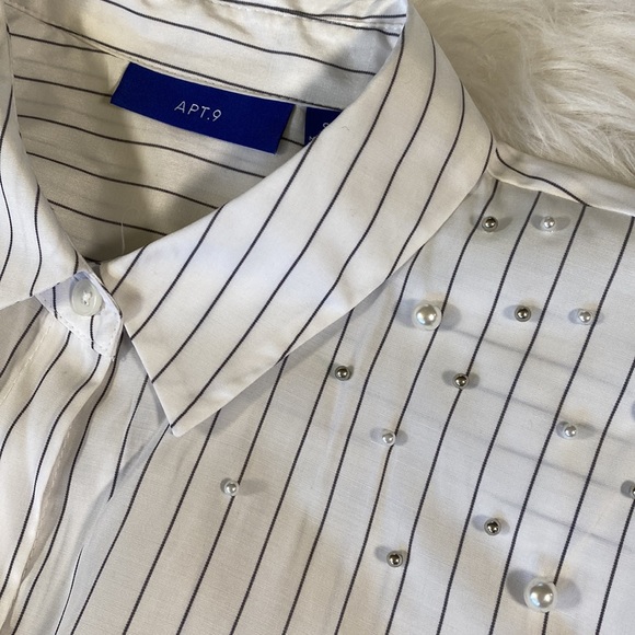 🍋[ Apt. 9 ] Pinstripe Embellished Blouse - Picture 3 of 11